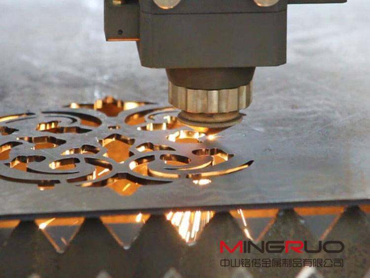 钣金加工中的激光切割到底是什么原理?-钣金加工珠海机箱机柜设备外壳激光切割彩神网页 钣金加工中的激光切割到底是什么原理?-钣金加工珠海机箱机柜设备外壳激光切割彩神网页