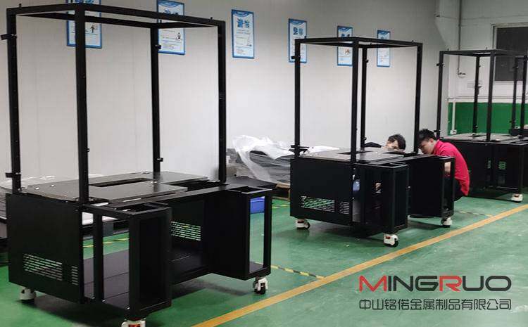 钣金加工行业现状及未来发展方向预测-钣金加工珠海机箱机柜设备外壳激光切割彩神网页 钣金加工行业现状及未来发展方向预测-钣金加工珠海机箱机柜设备外壳激光切割彩神网页