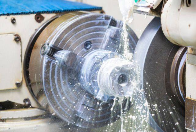 分析加工毛刺原因-钣金加工珠海机箱机柜设备外壳激光切割彩神网页