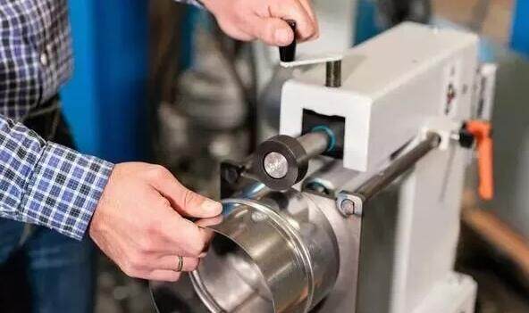 钣金加工技术问题解说-钣金加工珠海机箱机柜设备外壳激光切割彩神网页 钣金加工技术问题解说-钣金加工珠海机箱机柜设备外壳激光切割彩神网页