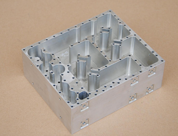 钣金加工机箱要注意?-钣金加工珠海机箱机柜设备外壳激光切割彩神网页 钣金加工机箱要注意?-钣金加工珠海机箱机柜设备外壳激光切割彩神网页